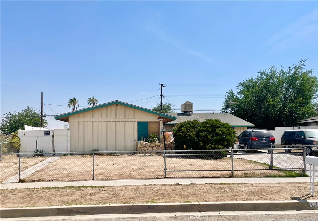 Introducing a charming single-story residence nestled in the heart of Victorville's vibrant neighborhood. Features 4 bedrooms with 2 bathrooms. The spacious backyard features a swimming pool, a covered patio, and ample spaces for creative outdoor projects, additional amenities and garden space, etc, unlocking major value. Also features a fireplace and well-sized bedrooms and tile flooring throughout, carpet-free home. Located off the 15 Freeway, it’s minutes away from schools, parks, local shopping, dining options, and city services in Victorville. Come visit and make this your home.