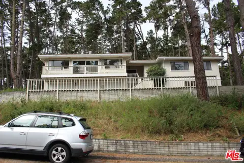 MLS: 26850169
