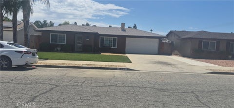 Photo of 855 CAMEO Avenue, Hemet, CA 92543 (MLS # IV26189137)