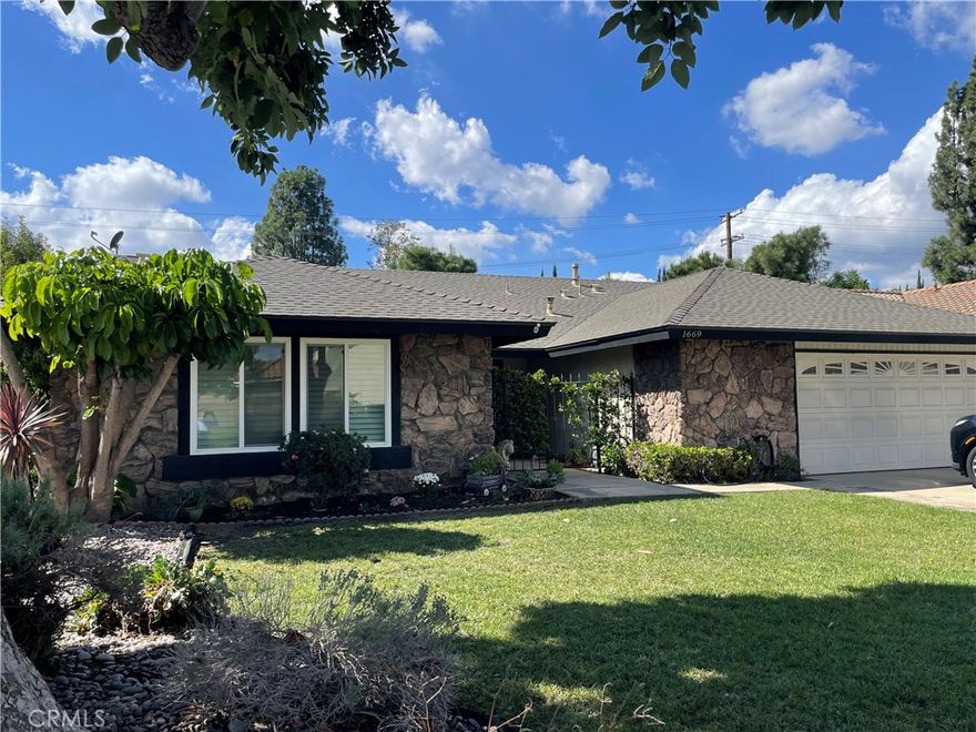 Welcome to this beautifully maintained 4-bedroom, 2-bathroom single-story home nestled in one of Upland’s most established and desirable neighborhoods. Built in 1978, this home offers a timeless floor plan with 2,086 square feet of living space, on a generous 9,956 sq ft lot, perfect for comfortable living.