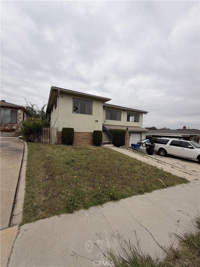 2323 W 102nd ST, Inglewood CA 90303