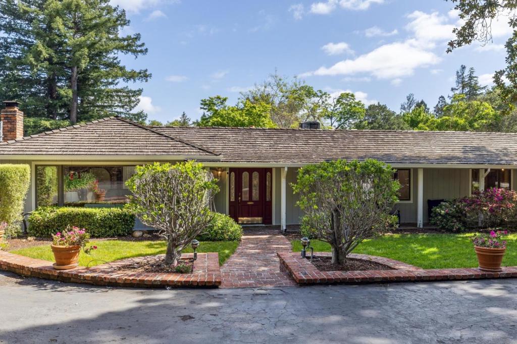 19661 Saratoga Los Gatos Road