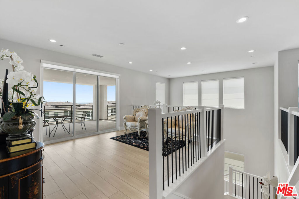 Metro Heights - Westridge - Residential