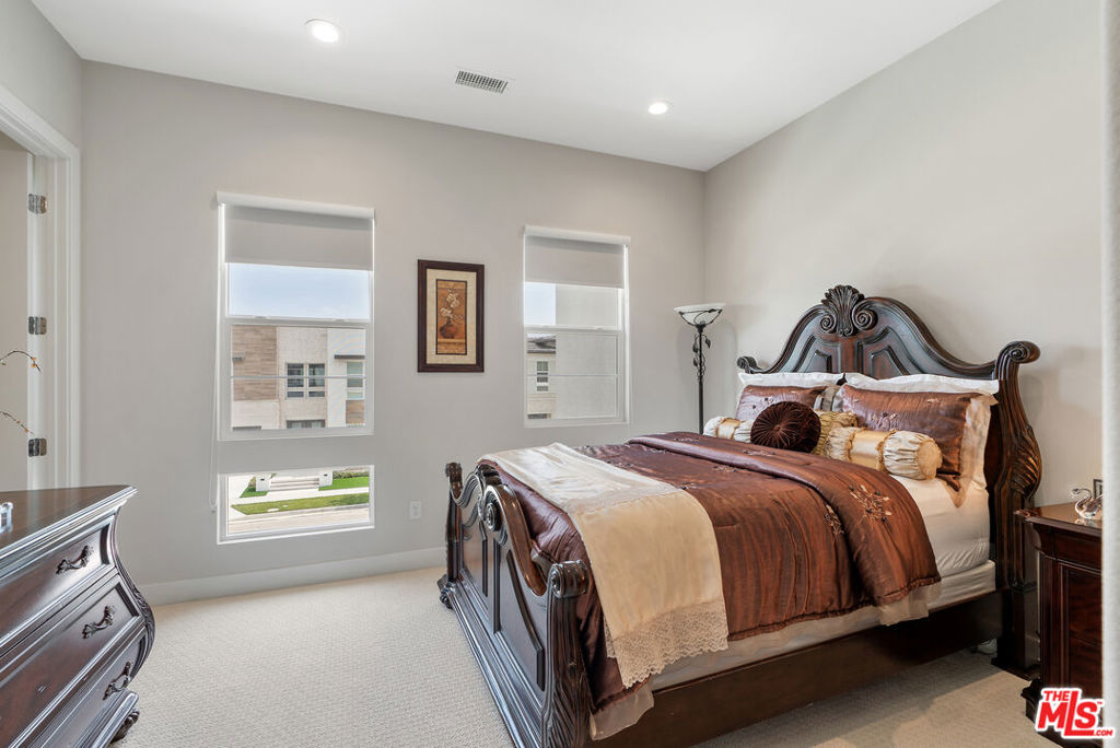 Metro Heights - Westridge - Residential