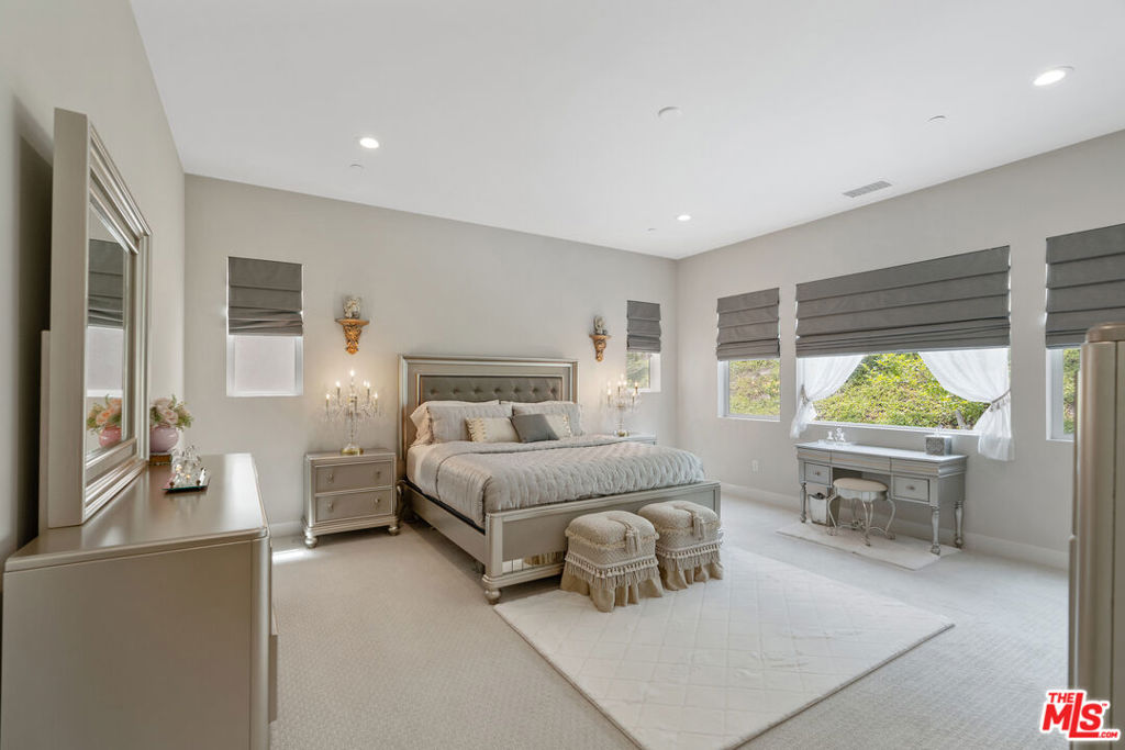 Metro Heights - Westridge - Residential