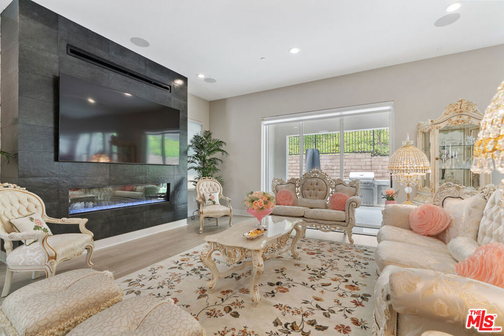 Metro Heights - Westridge - Residential