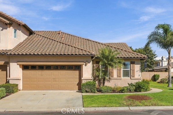 1729 Bilbao Drive