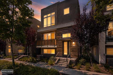Photo of 132 Llano De Los Robles Avenue, San Jose, CA 95136 (MLS # ML82056778)