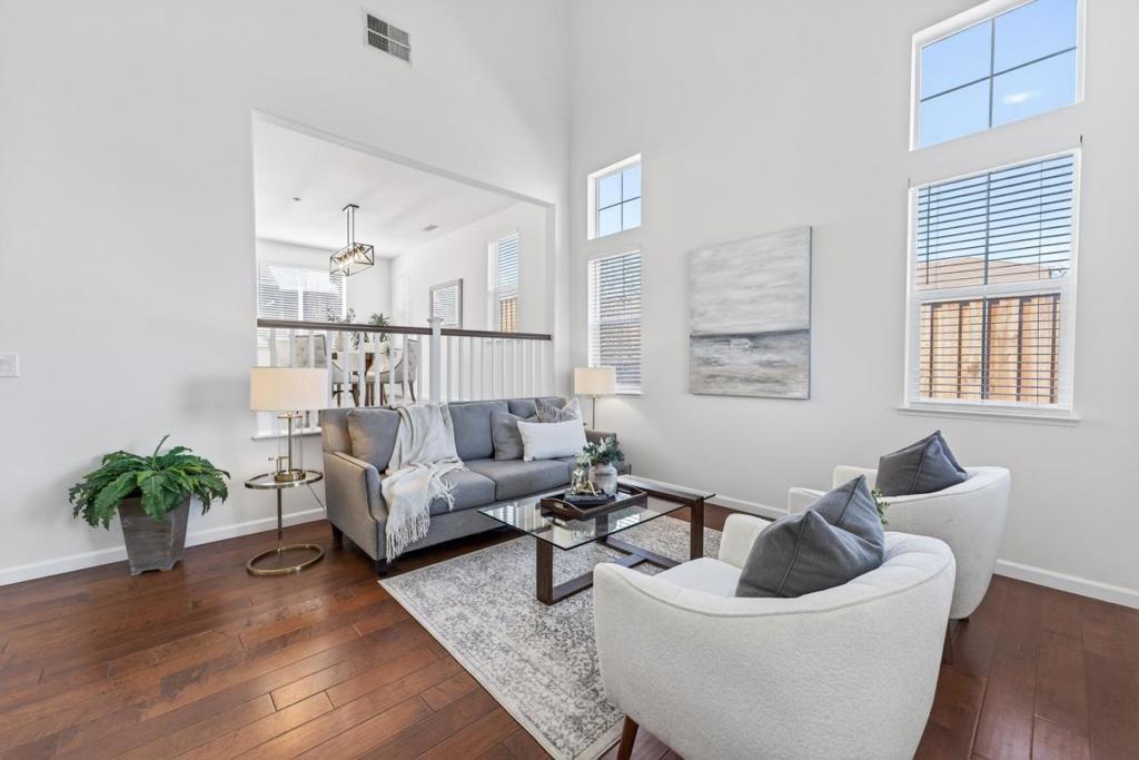 2498 Turnberry Court