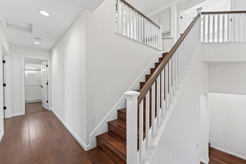 2498 Turnberry Court