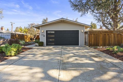Photo of 3274 Todd Way, San Jose, CA 95124 (MLS # ML82031624)