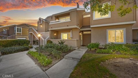 Photo of 10450 E Briar Oaks Dr #B, Stanton, CA 90680 (MLS # DW26051479)