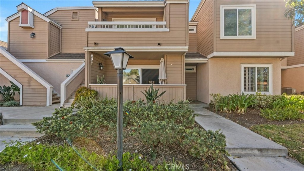 10450 E Briar Oaks B