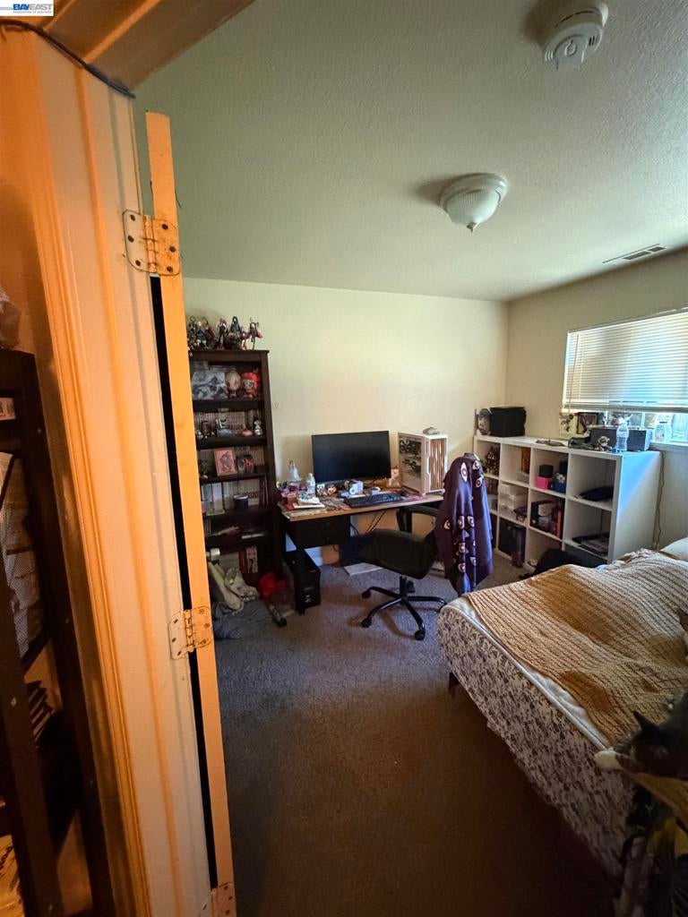 5917 Clover Manor Way