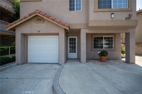 Photo of 1507 E Spruce St, Placentia, CA 92870 (MLS # PW25248285) Photo of 1507 E Spruce St, Placentia, CA 92870 (MLS # PW25248285)