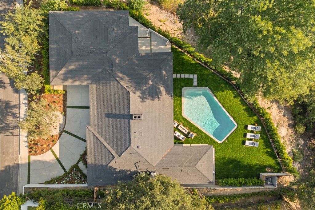Properties 4 4041 Sapphire Drive
