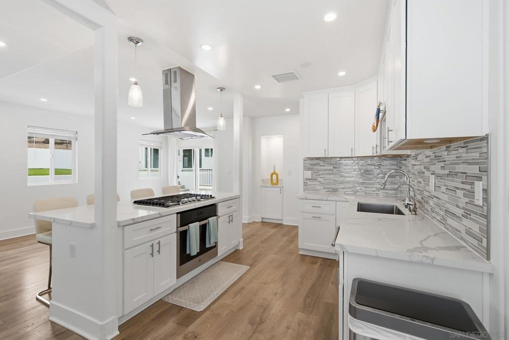 10243 Canyon