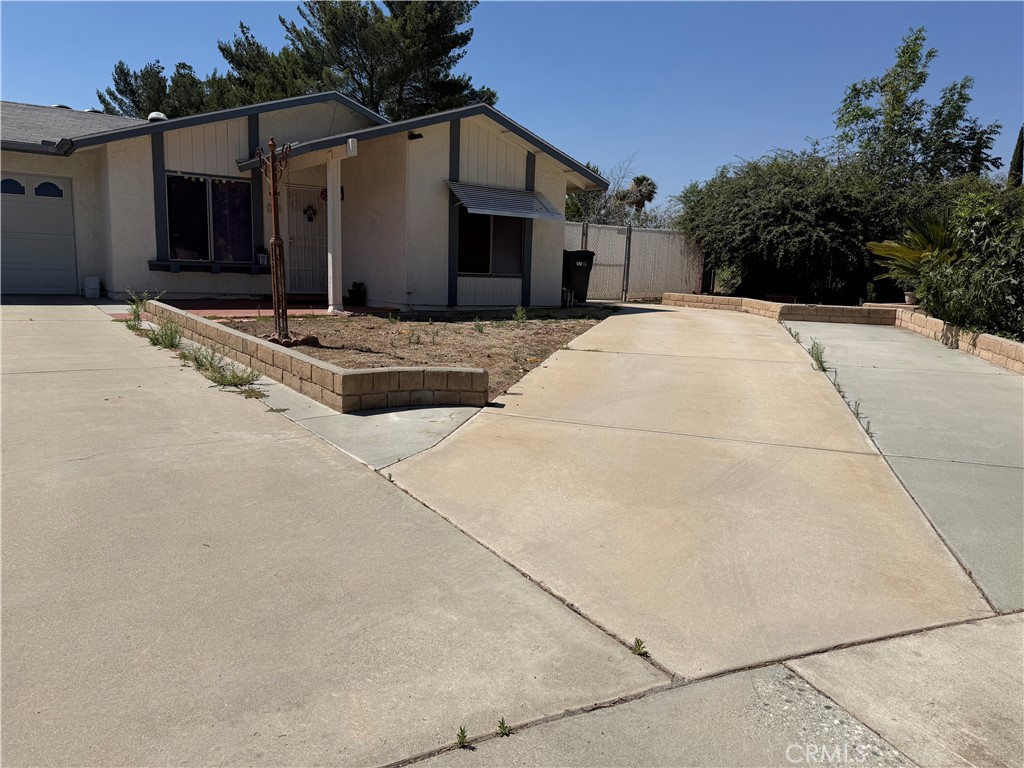 181 Leslie Court