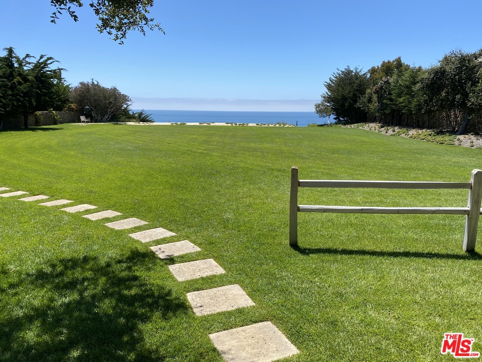 The last lot for sale in MariSol. This perfectly finished, 1-acre bluff top lot located in the exclusive oceanfront enclave is ready-to-build up to 20,000 square feet. Most valuably, it holds a rare California Coastal Commission permit exemption.