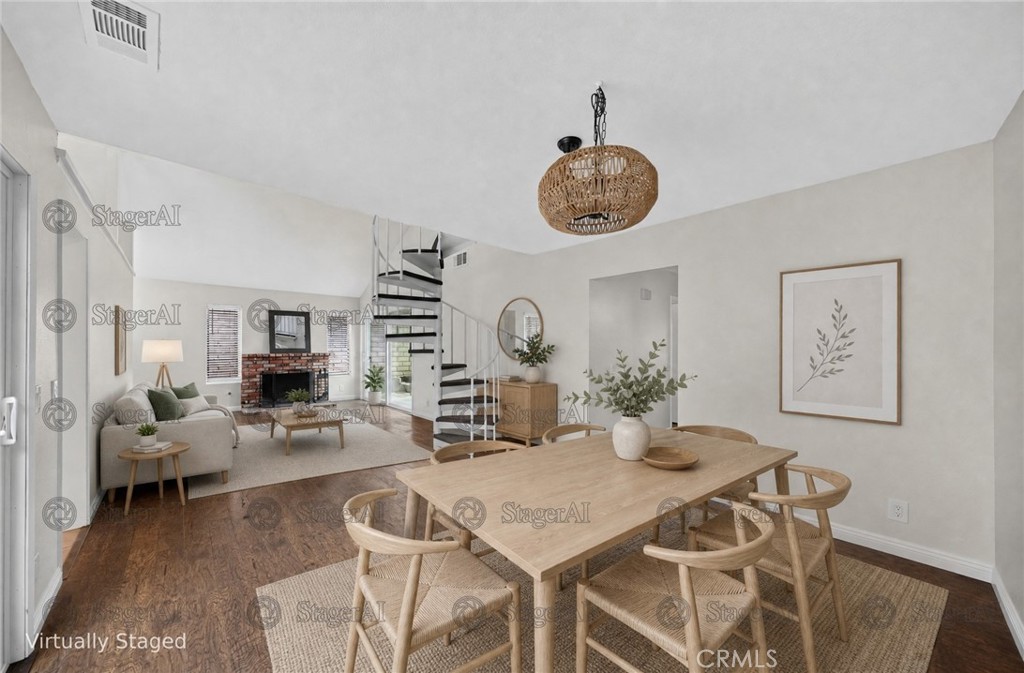 179 S Larkwood