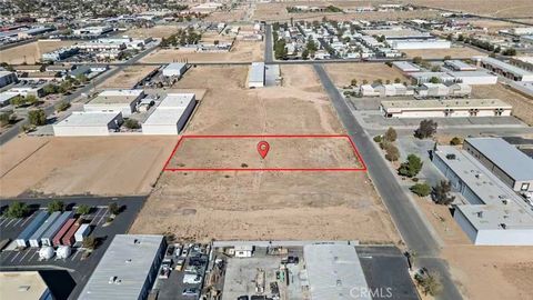 Photo of 0 Malaki, Apple Valley, CA 92307 (MLS # PW25248578)