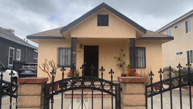 1213 E 57th Street