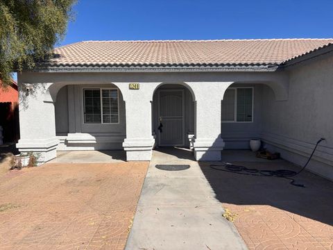 Photo of 1248 Malat Avenue, Thermal, CA 92274 (MLS # 219137660DA) Photo of 1248 Malat Avenue, Thermal, CA 92274 (MLS # 219137660DA)