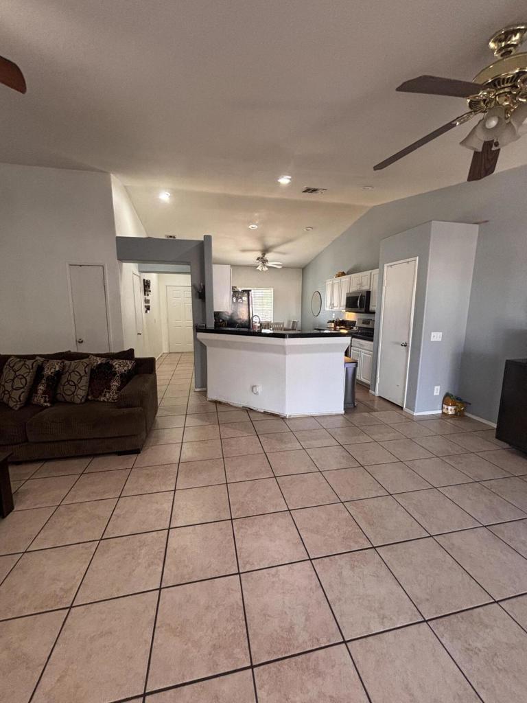 Vista Del Mar - Residential