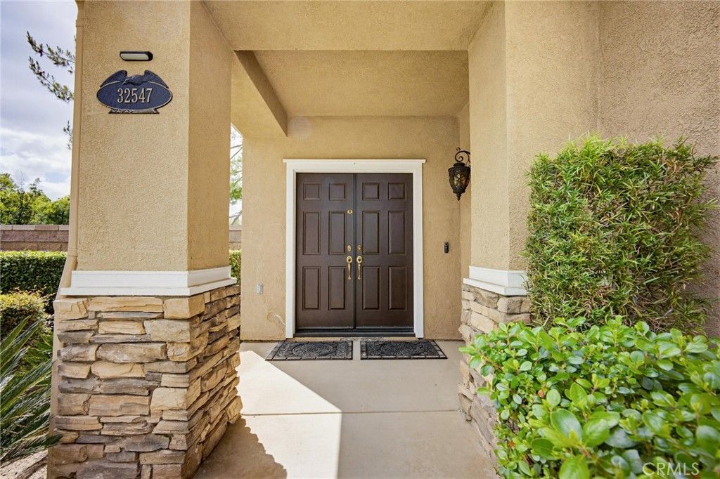 Photo of 32547 Bramble Court, Lake Elsinore, CA 92532 (MLS # OC26116955)