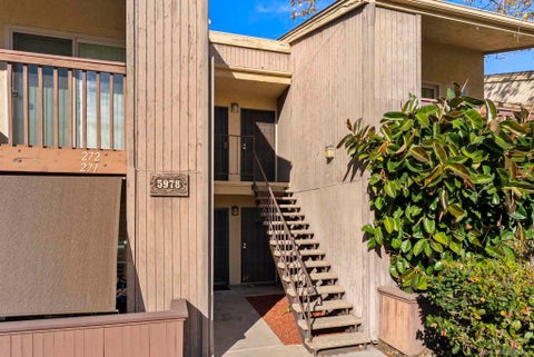 Photo of 5978 Rancho Mission Rd Rd #274, San Diego, CA 92108 (MLS # 260023090SD)