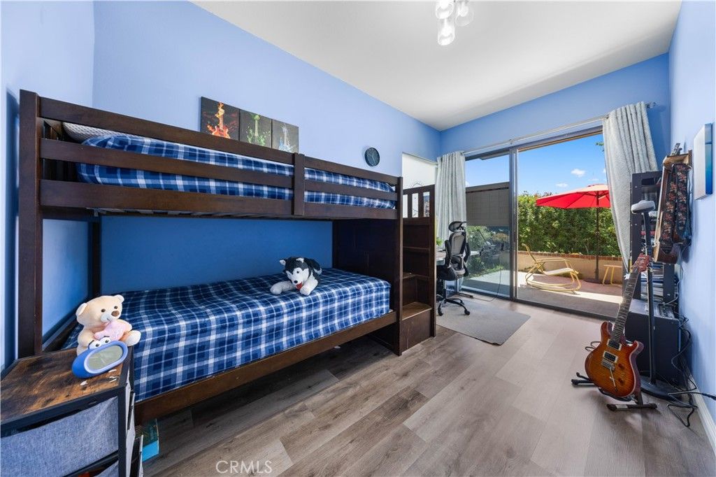 listing image 130728055561082832890