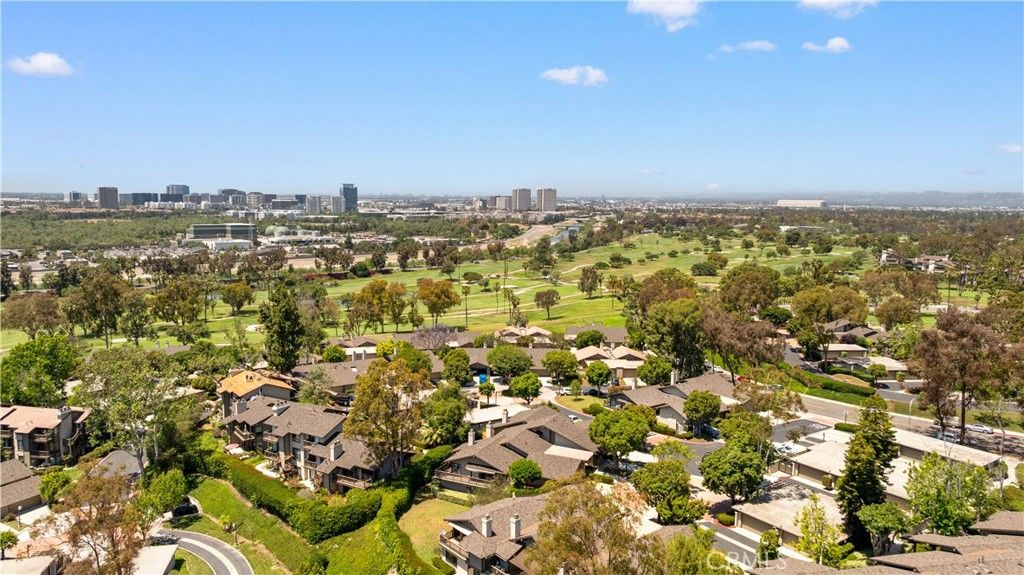 listing image 130723236532727564518