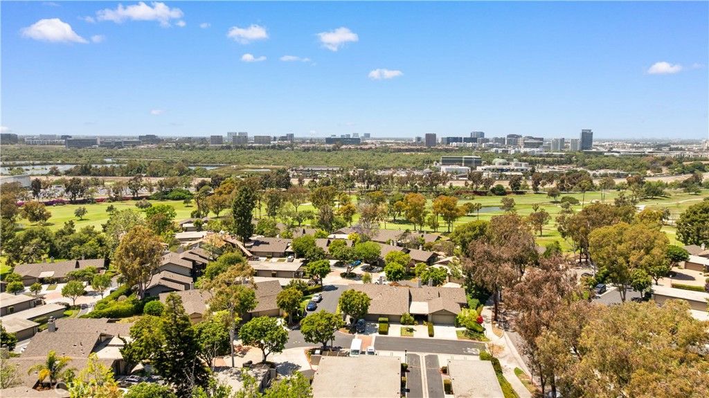 listing image 130729560767827779293