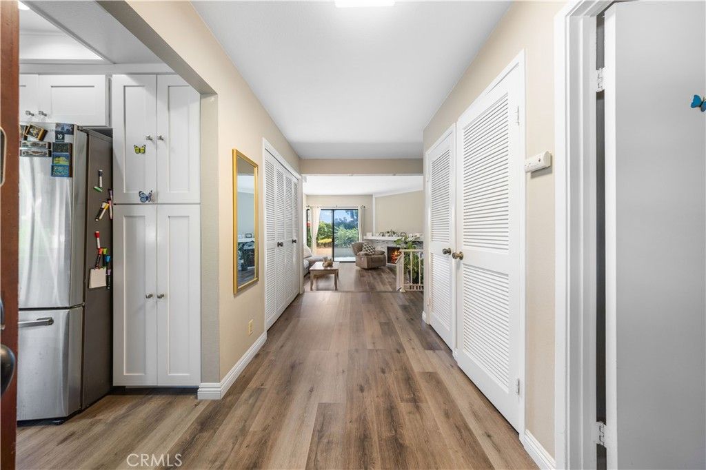 listing image 130727697816107738804