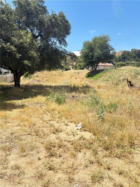Photo of 0 Sheridan, Val Verde, CA 91384 (MLS # SR26093785)