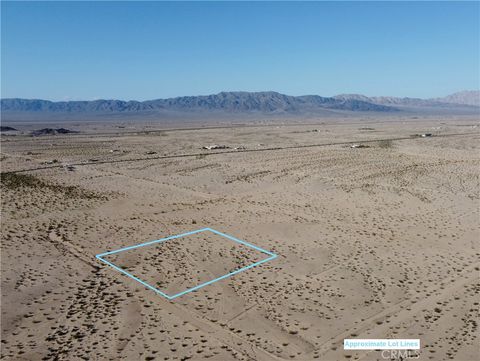 Photo of 1 Zircon Avenue, 29 Palms, CA 92277 (MLS # JT26021580)