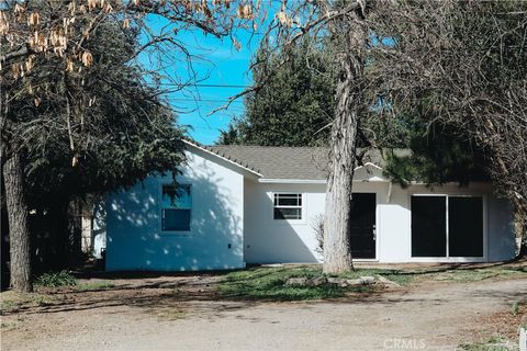 Photo of 35064 Beech Avenue, Yucaipa, CA 92399 (MLS # IV26031073)