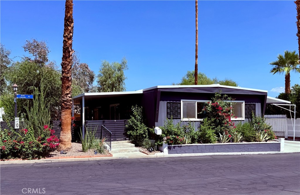 **You own the land outright**
Beautiful property located in the esteemed Historic Blue Skies Village, a community originally created by iconic figures Bing Crosby, Burns, Allen, and Jack Benny. This is truly unique neighborhood. This home has been completely remodeled to the highest standards, is available for an ALL CASH purchase. Situated on expansive, park-like grounds, this property stands out as a gem within a gated 55+ community.
Key Features Include: - Low HOA Fees: $360 per month, covering internet, trash, cable, internet, and water services. - Ownership Advantage: You own the land outright, resulting in property taxes based solely on land value. Gourmet Chef’s Kitchen: with upscale appliances, brand-new cabinetry, and elegant quartz countertops, Dual-pane windows, new wide plank flooring throughout, and tiled bathrooms. The home has an Expansive Outdoor Space: A gated, beautifully landscaped garden wraps around the home, providing ample room for gatherings while enjoying breathtaking mountain views and sun exposure throughout the day. The property has more than three covered parking spots. Residents enjoy access to a saltwater community pool and spa, a fitness center, and a meeting hall designed by renowned mid-century architect William F. Cody. Prime Location: Blue Skies Village is adjacent to the Butler-Adams trail, ideal for morning walks, and surrounded by multimillion-dollar neighborhoods. Additionally, it is just a short distance from Eisenhower Hospital, Palm Desert and Palm Springs.