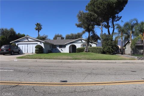Photo of 1074 W Casmalia Street, Rialto, CA 92377 (MLS # SW25229923)
