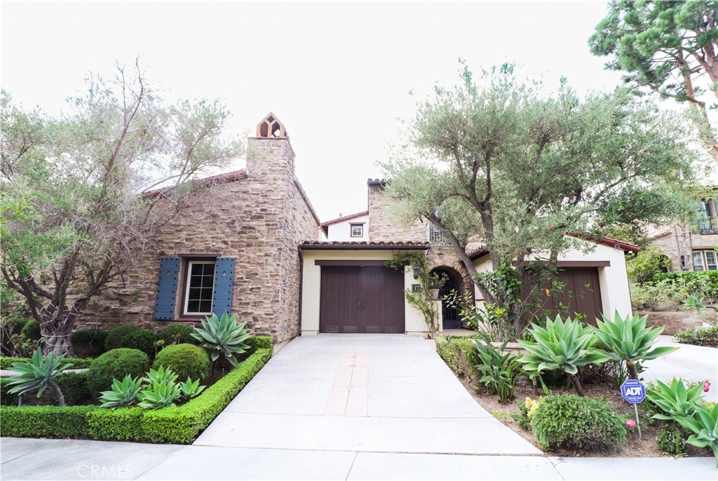 summit - Residential Lease