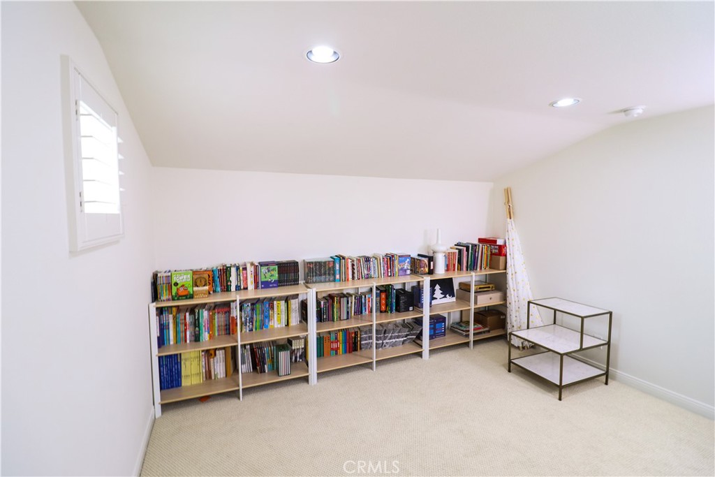 summit - Residential Lease