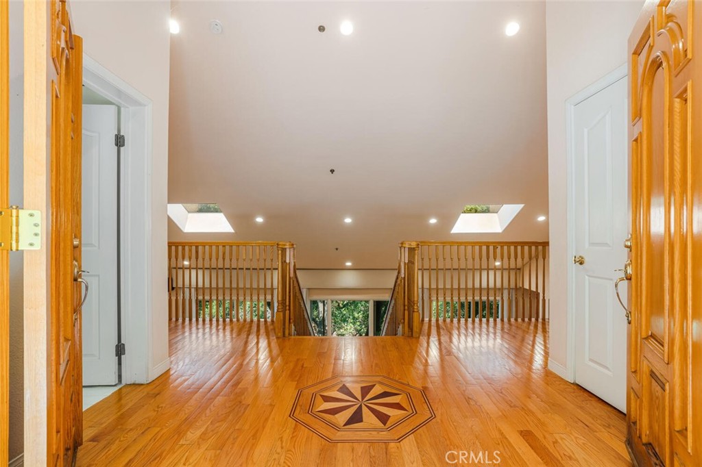 3300 Beaudry