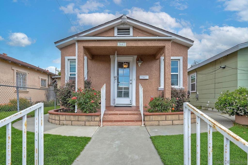 3641 Highland Ave