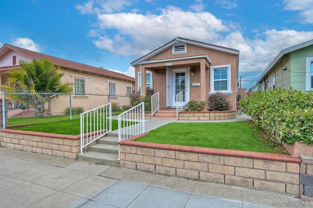 3641 Highland Ave