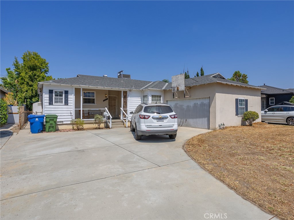 10029 Noble Avenue