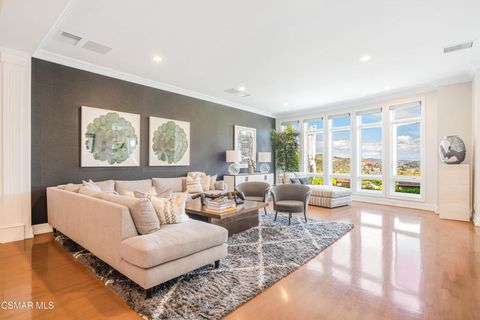 2366 Heatherbank Court Lake Sherwood CA 91361