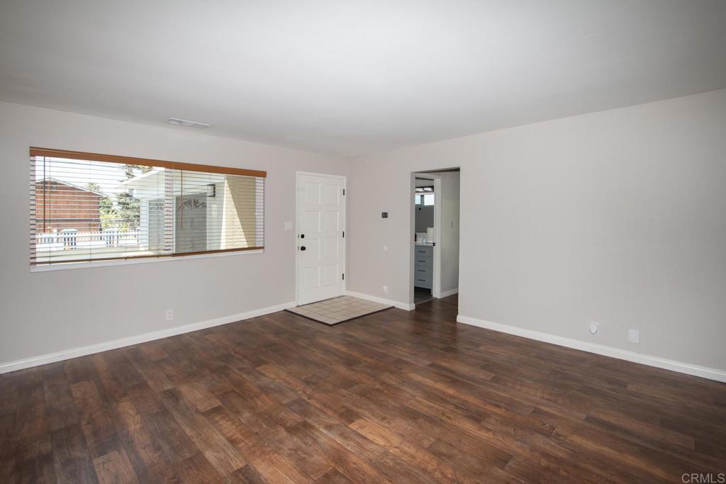 & 1135 GARDENA ROAD