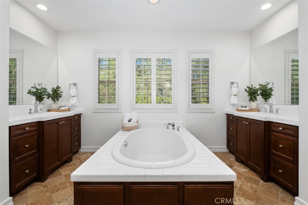 Stella Mare (STLM) - Residential