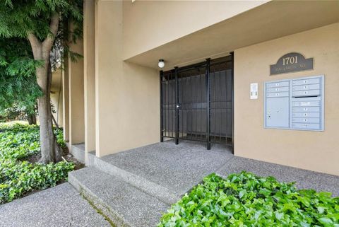 1701 San Carlos Avenue 2 San Carlos CA 94070