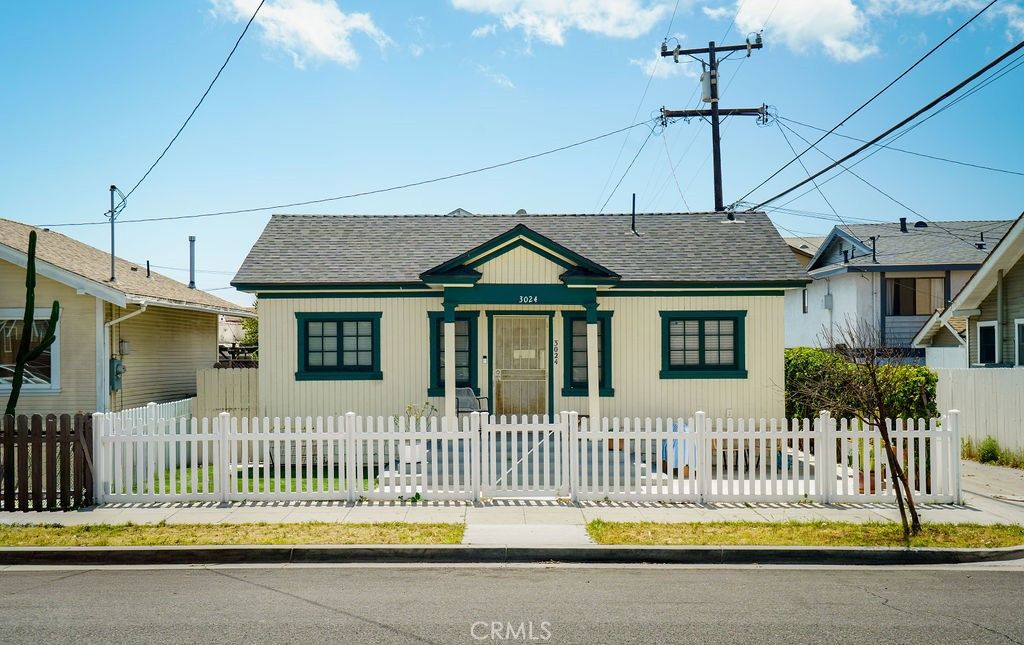 Photo of 3024 E 17th St, Long Beach, CA 90804 (MLS # PW26091497)
